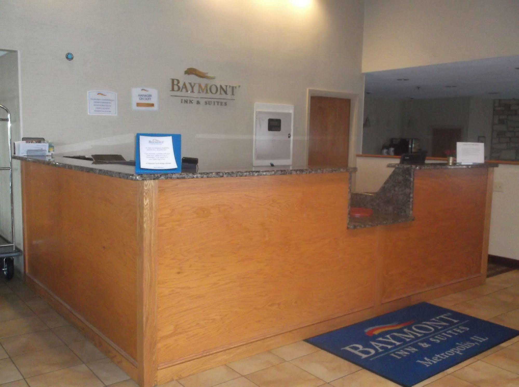 Baymont By Wyndham Metropolis Hotel Exterior foto